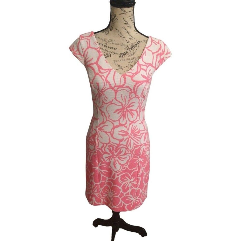 Lilly Pulitzer Vneck Floral dress Small Pink & White  Beachy Boho Cottage Core